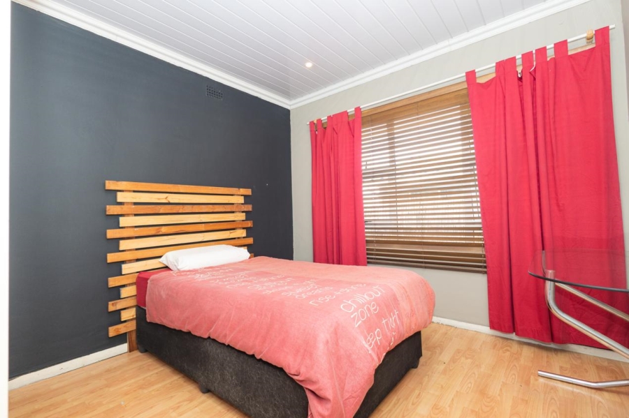 4 Bedroom Property for Sale in Windsor Park Western Cape